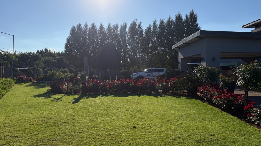 4 Bedroom Property for Sale in Grimbeeck Park North West